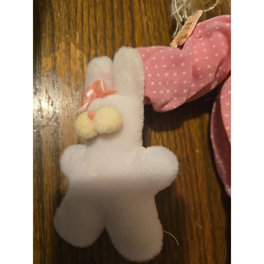 Vintage 1990 PRECIOUS MOMENTS EASTER EDITION DOLL by Applause